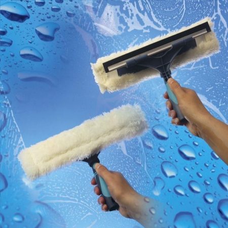 Skuteczne mycie okien – niezawodny sprzęt marki Moermann